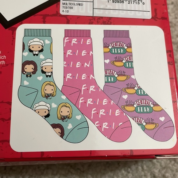 Friends TV Show Socks Gift Set Three Pairs Socks Central Perk - Picture 3 of 3
